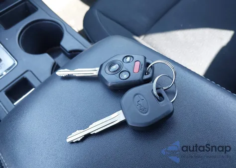 2016 Subaru Legacy 2.5I Premium z USA, uszkodzony, nr VIN 4S3BNBF67G3036889